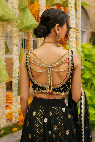 ZARTAAJ BLACK