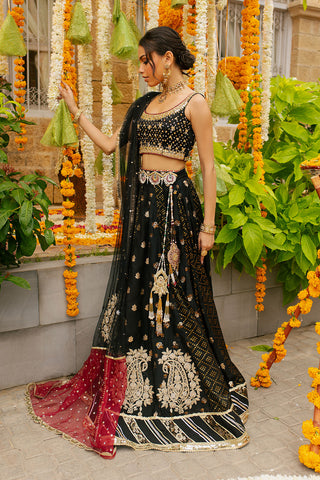 ZARTAAJ BLACK
