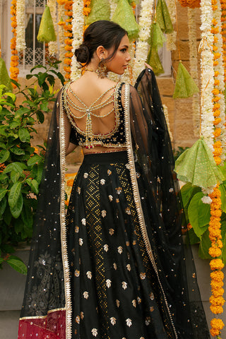 ZARTAAJ BLACK