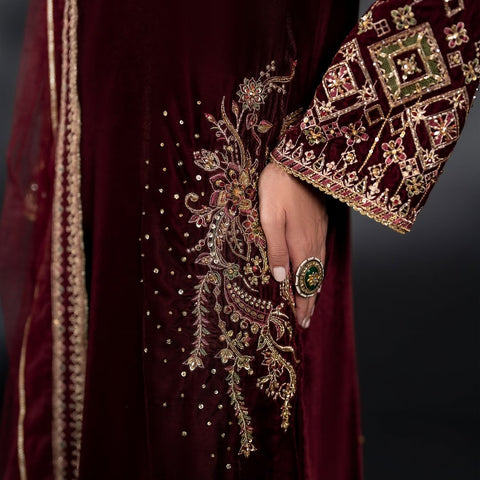 NAQASHI MAROON